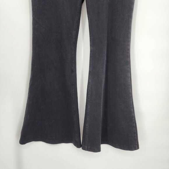 HALARA Magic Denim High Waist Crossover Flare Jeans Black Wash Various NWOT - Picture 6 of 9